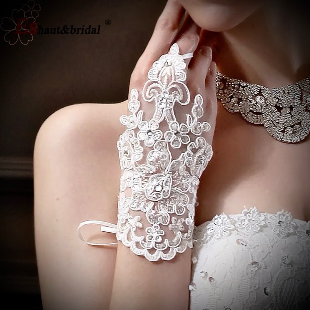 PROM/ FORMAL FINGERLESS WRIST GLOVES
